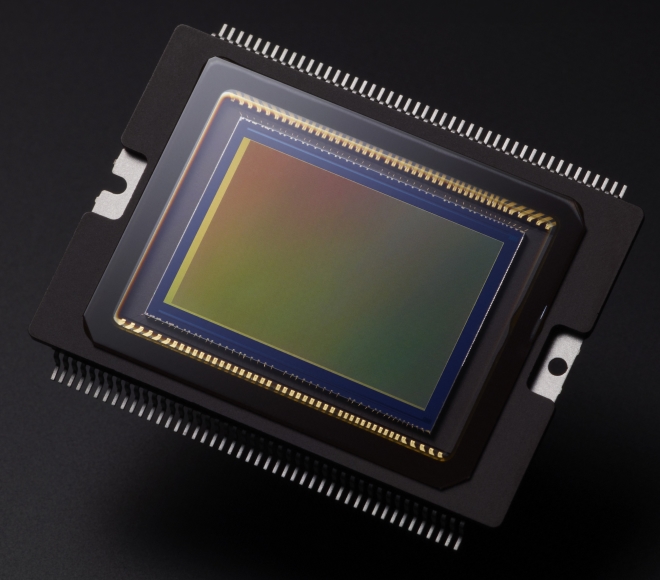 EOS 70D CMOS Sensor Design Cut