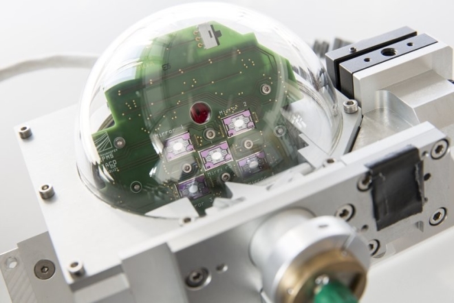 Optical scan head of a 3D TOF camera with integrated MEMS scanning mirror array