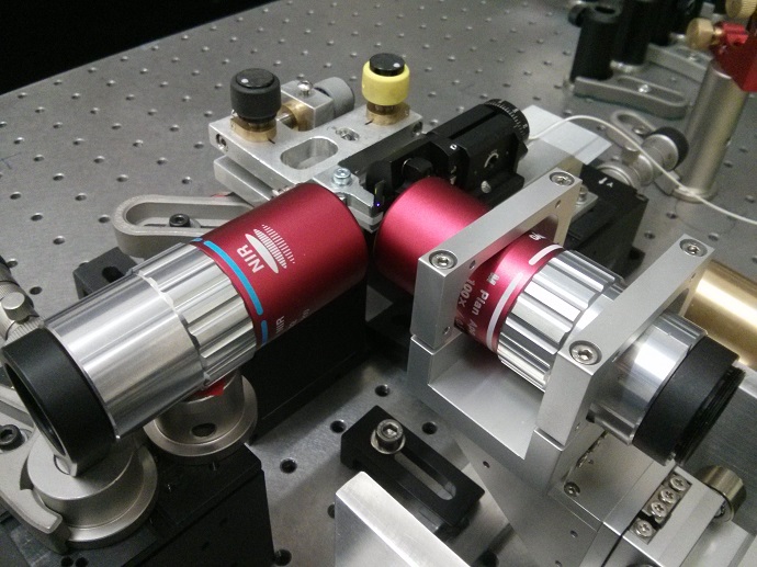 Ultrafast photomodulation spectroscopy