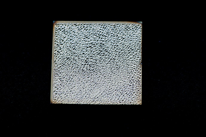 Remodeling of a stainless steel sample by laser fusion
