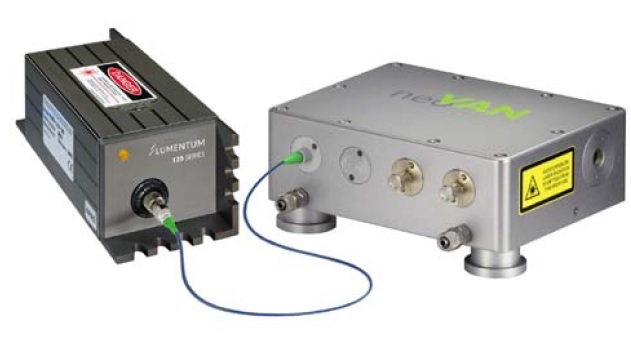 Compact plug and play MOPA system consisting of an NPRO and neoVAN amplifier