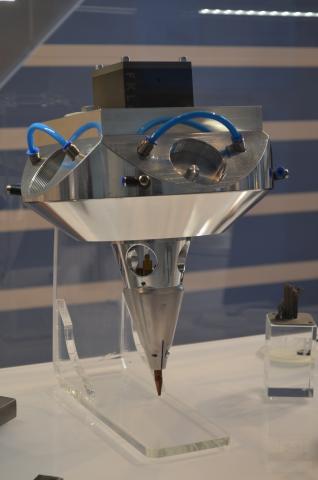 Coaxial processing head for the additive manufacturing of tomorrow
