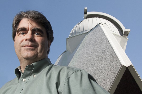 Solar physicist Todd Hoeksema
