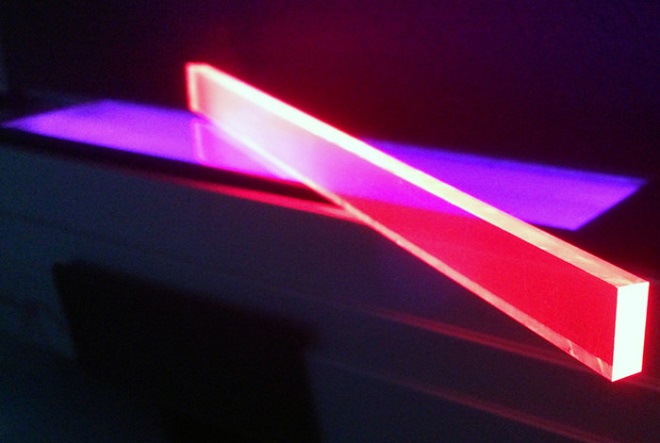 Quantum dot LSC devices under ultraviolet illumination
