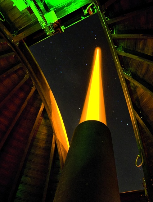 ESO’s portable guide star laser unit in operation during field tests at the Allgäu Public Observatory