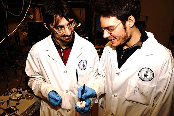 Researchers Valerio Adinolfi and Riccardo Comin