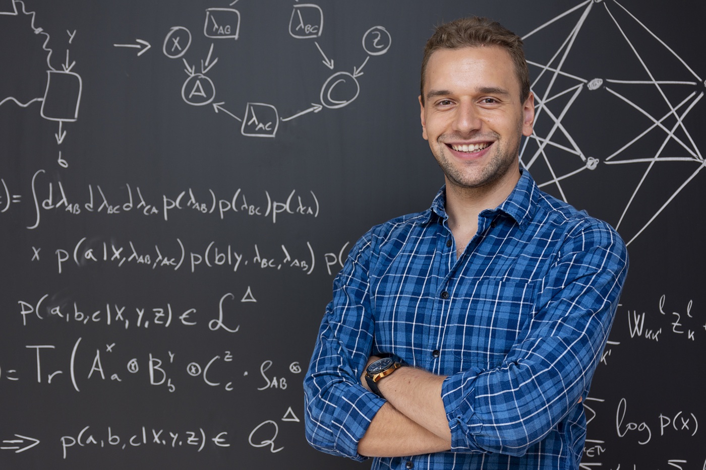 Alejandro Pozas Kerstjens, Senior Research and Teaching Assistant, Department of Applied Physics, Physics Section, Faculty of Science, UNIGE.