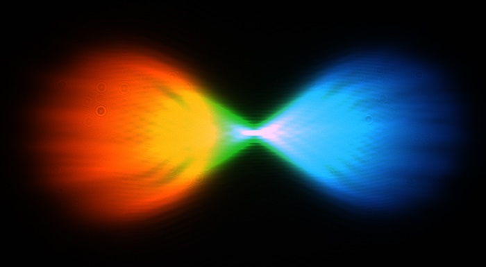 Image of optical fiber formed by Multispectral Chiral Lens