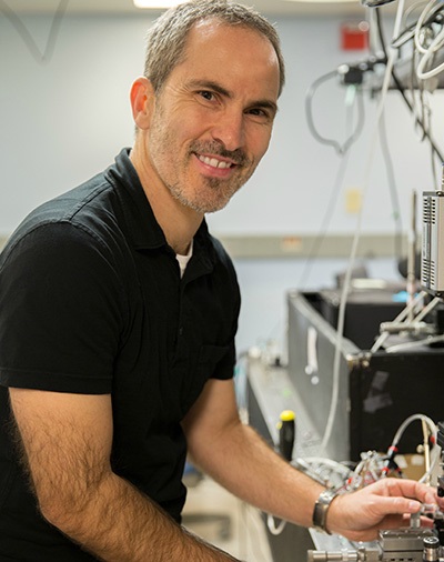 Holger Schmidt directs the W. M. Keck Center for Nanoscale Optofluidics at UC Santa Cruz