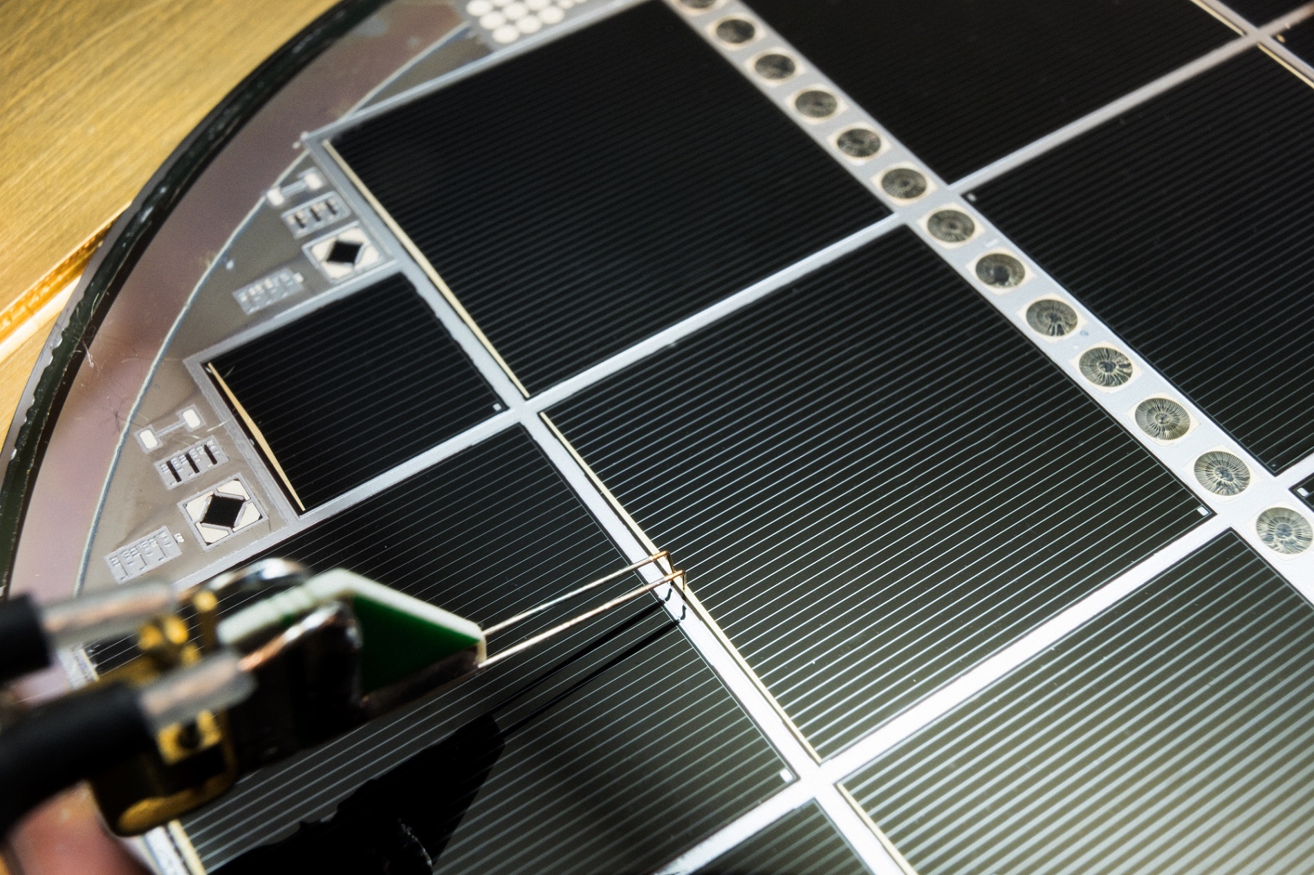 New Record for Silicon-based Multi-junction Solar Cell