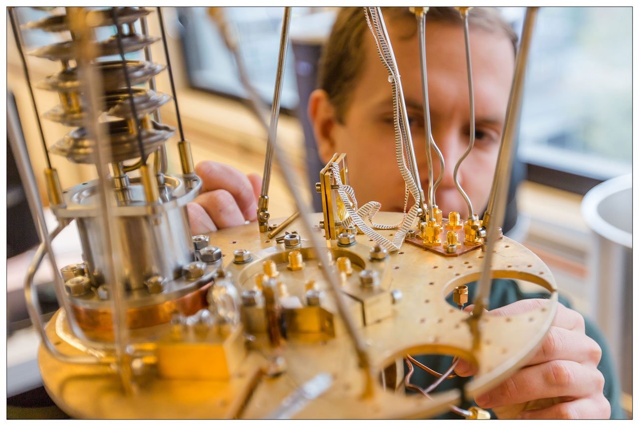 The cryostat used for the experiment.