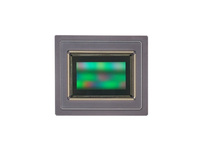 Fig. 1  The GSPRINT6502BSI global shutter high-speed CMOS image sensor is assembled in a 130-pin LGA package.