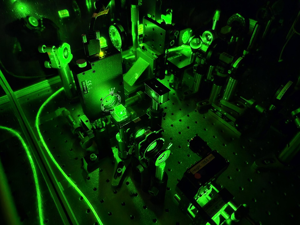 The entanglement source used to generate extreme color-entangled photons